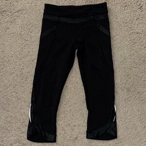 Lululemon Black Cropped Leggings